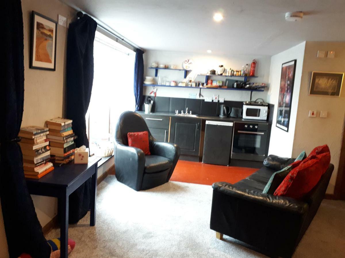 The Village Studio Apartments Moate Ngoại thất bức ảnh
