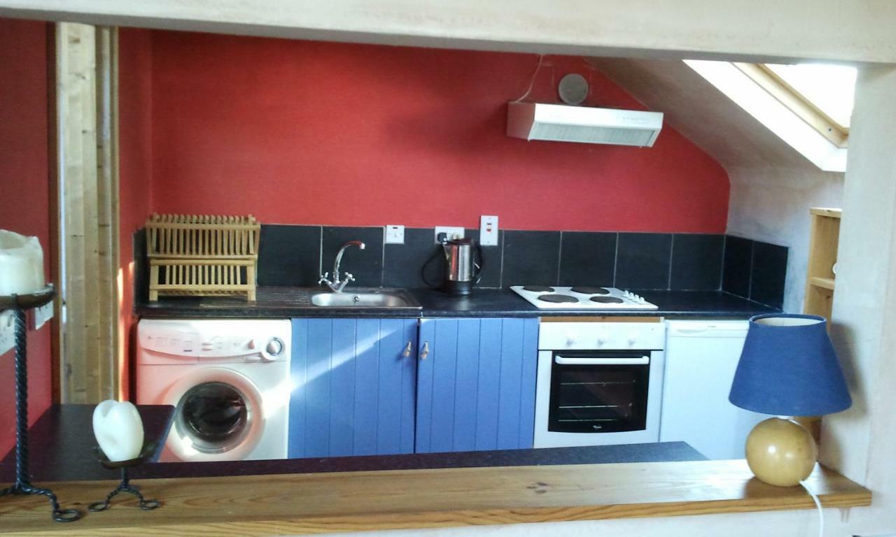 The Village Studio Apartments Moate Ngoại thất bức ảnh