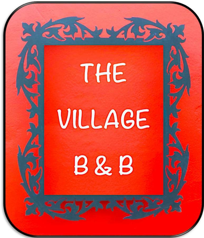 The Village Studio Apartments Moate Ngoại thất bức ảnh